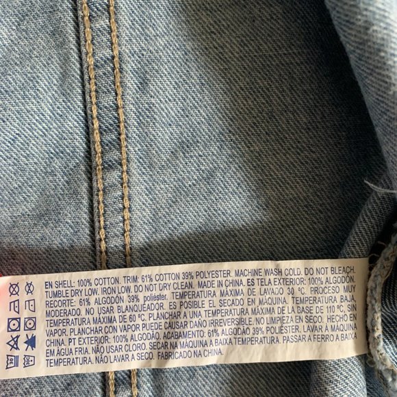 NWT Forever 21 Cropped Denim Jean Jacket, Sweatshirt Terry Removable Hood, sz L - Picture 4 of 5